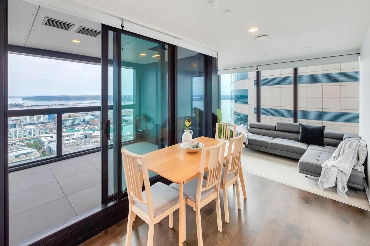 Appartamento Amazing Harbour, Skytower And Rangitoto Views Auckland Esterno foto